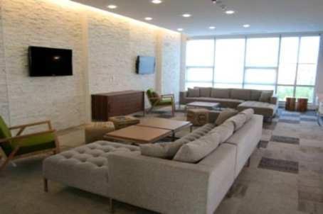 Square One Fully Furnished Suite Мисисага Екстериор снимка